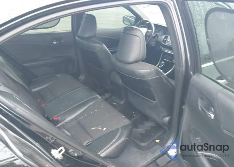 2016 Honda Accord Sport z USA, uszkodzony, nr VIN 1HGCR2F59GA066862